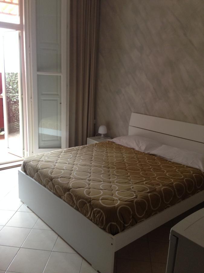 B&B La Conigliera เนเปิลส์ ภายนอก รูปภาพ