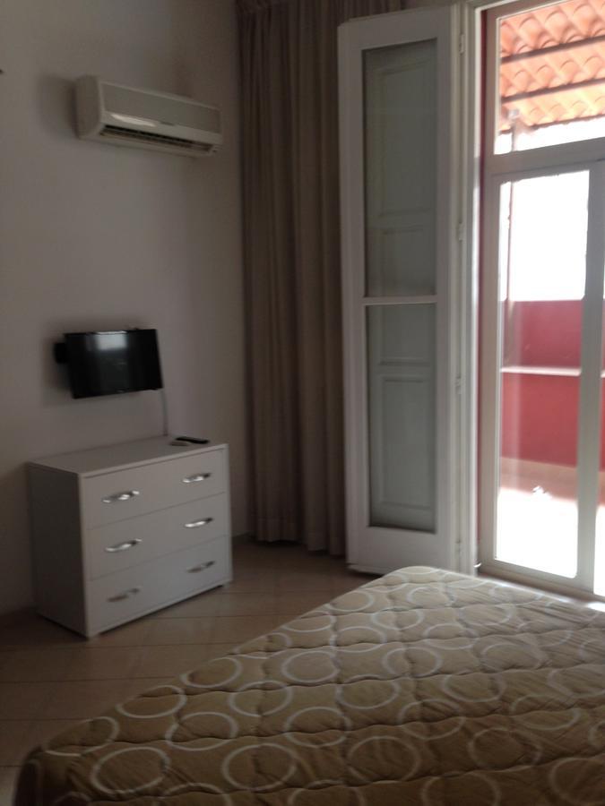 B&B La Conigliera เนเปิลส์ ภายนอก รูปภาพ