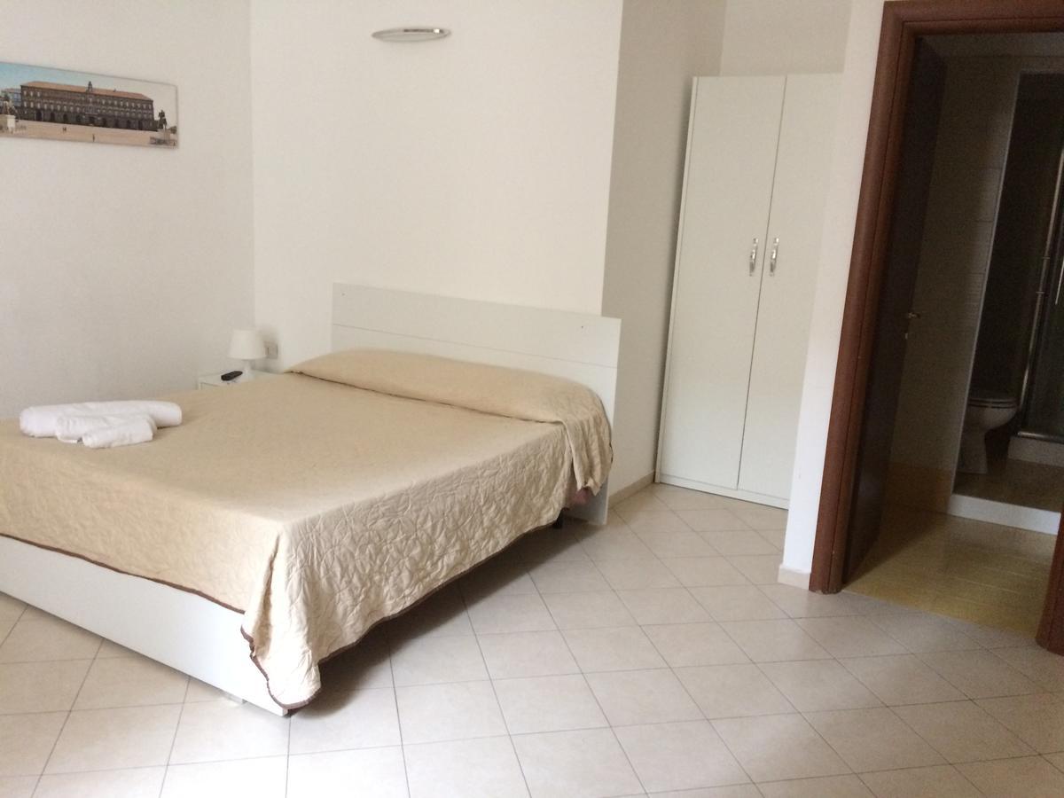 B&B La Conigliera เนเปิลส์ ภายนอก รูปภาพ
